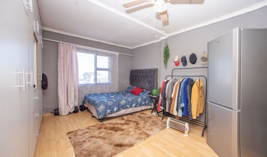 3 Bedroom Property for Sale in Sunnyridge Eastern Cape